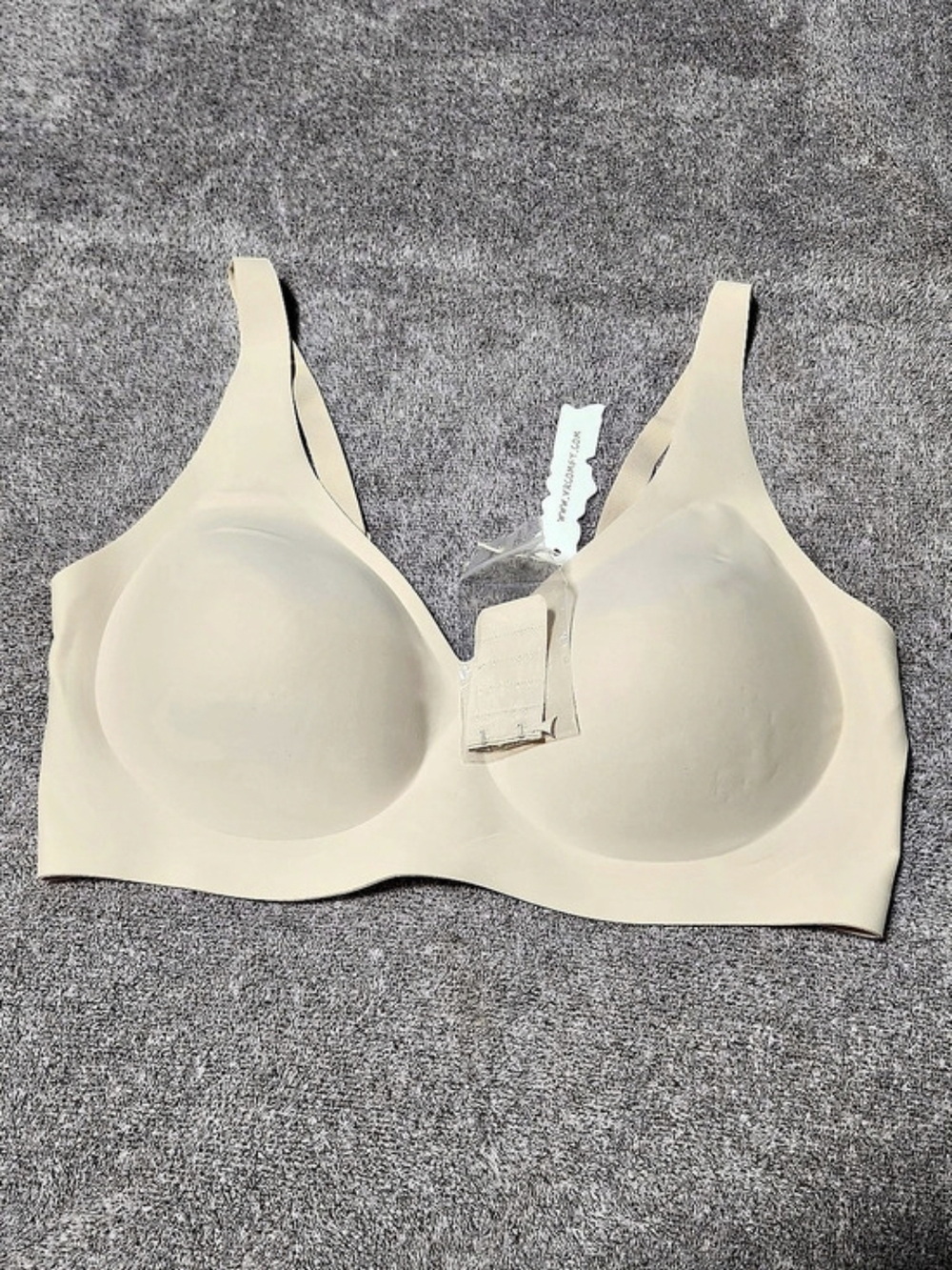 Wacoal How Perfect Soft Cup Bra Cream Bra Size 34C NWT